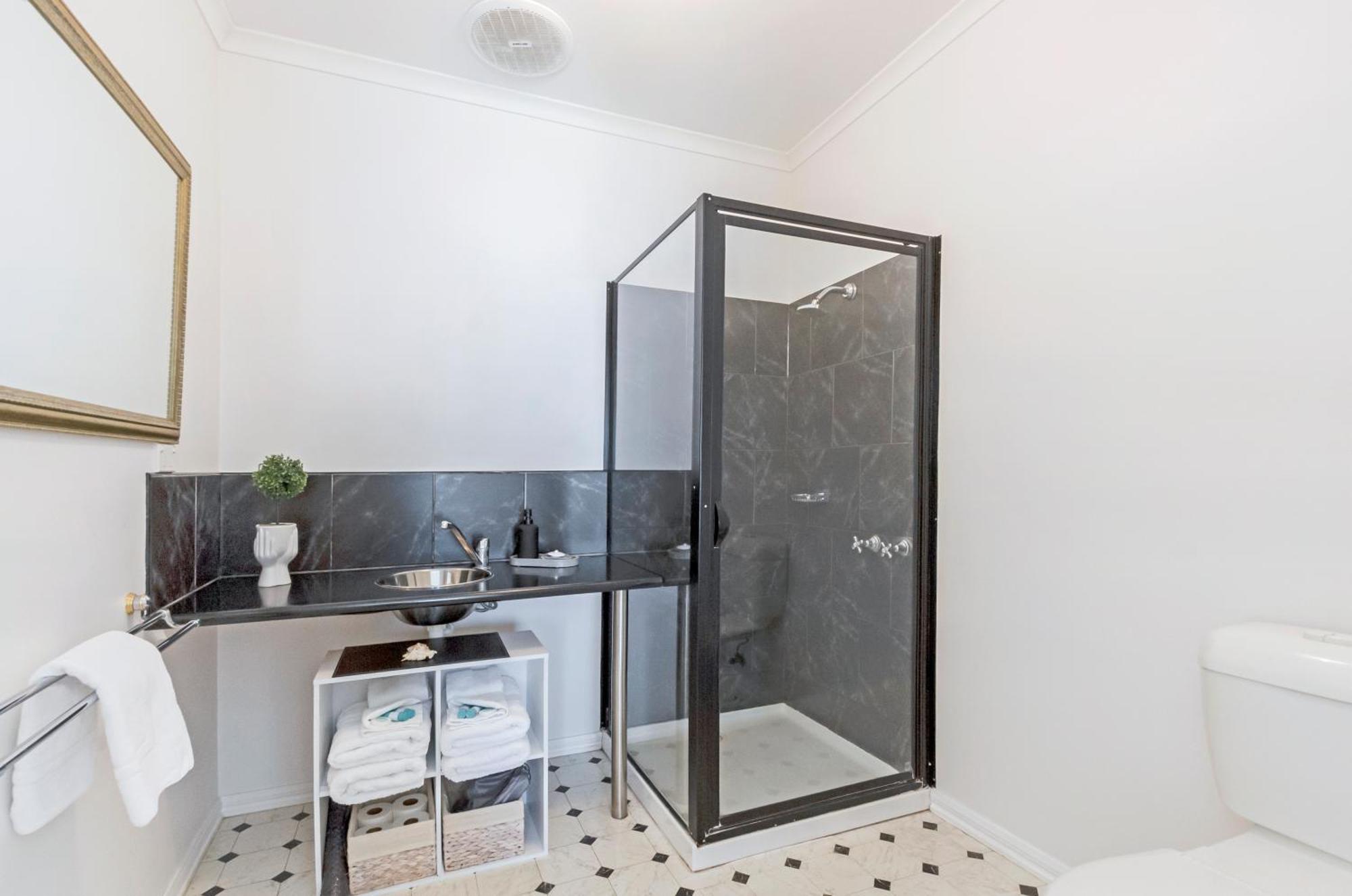 Clifftop Apartments Portland Vic Extérieur photo